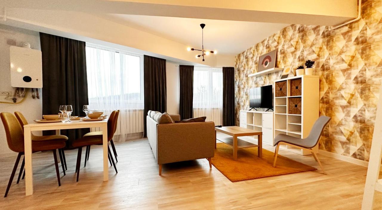 Cubrio Apartments Venetia Iasi Exterior photo
