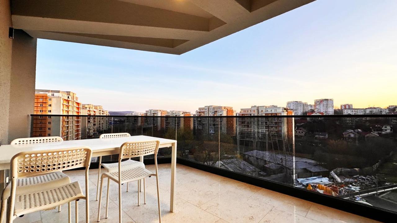 Cubrio Apartments Venetia Iasi Exterior photo
