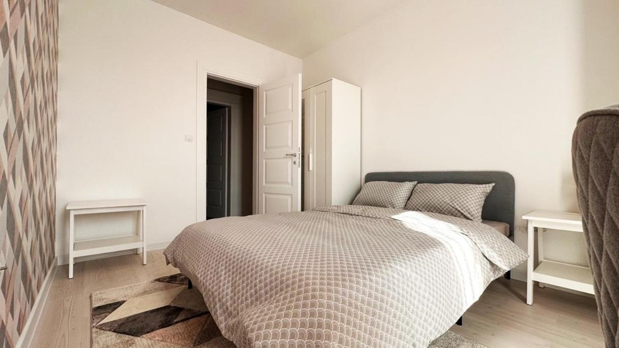 Cubrio Apartments Venetia Iasi Exterior photo