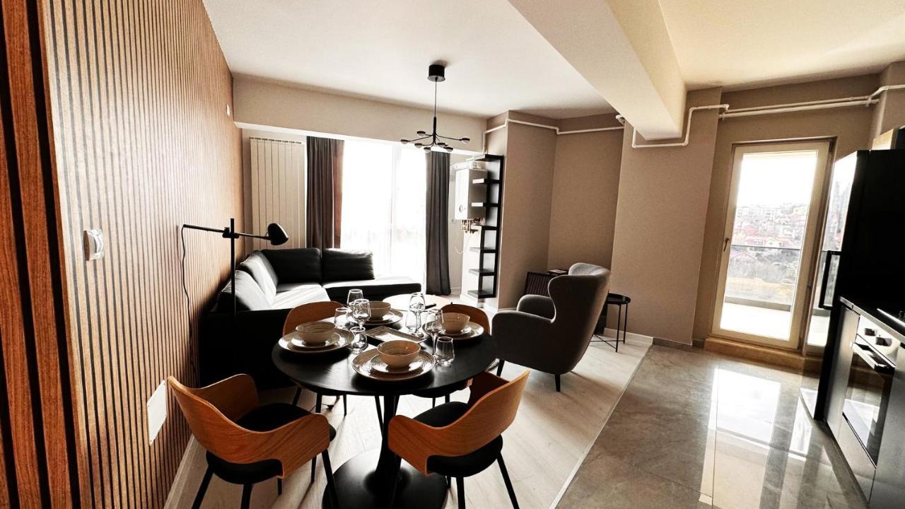 Cubrio Apartments Venetia Iasi Exterior photo